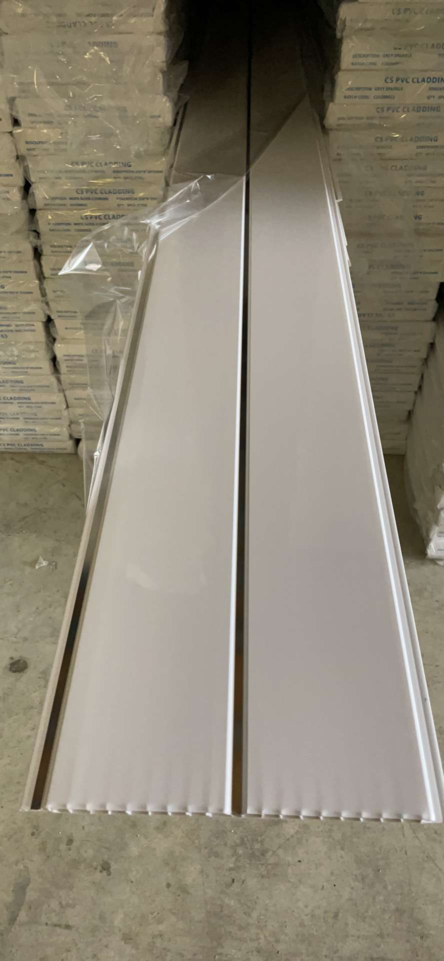 White Gloss 2 Chrome 4500x250x8mm PVC Panel