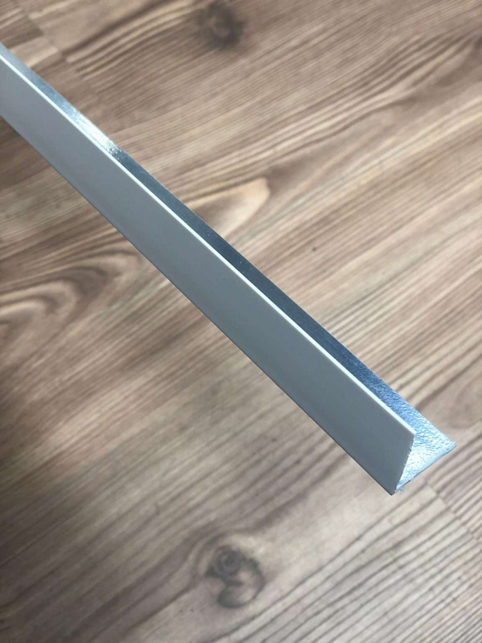 L trim internal chrome 2950x15mm