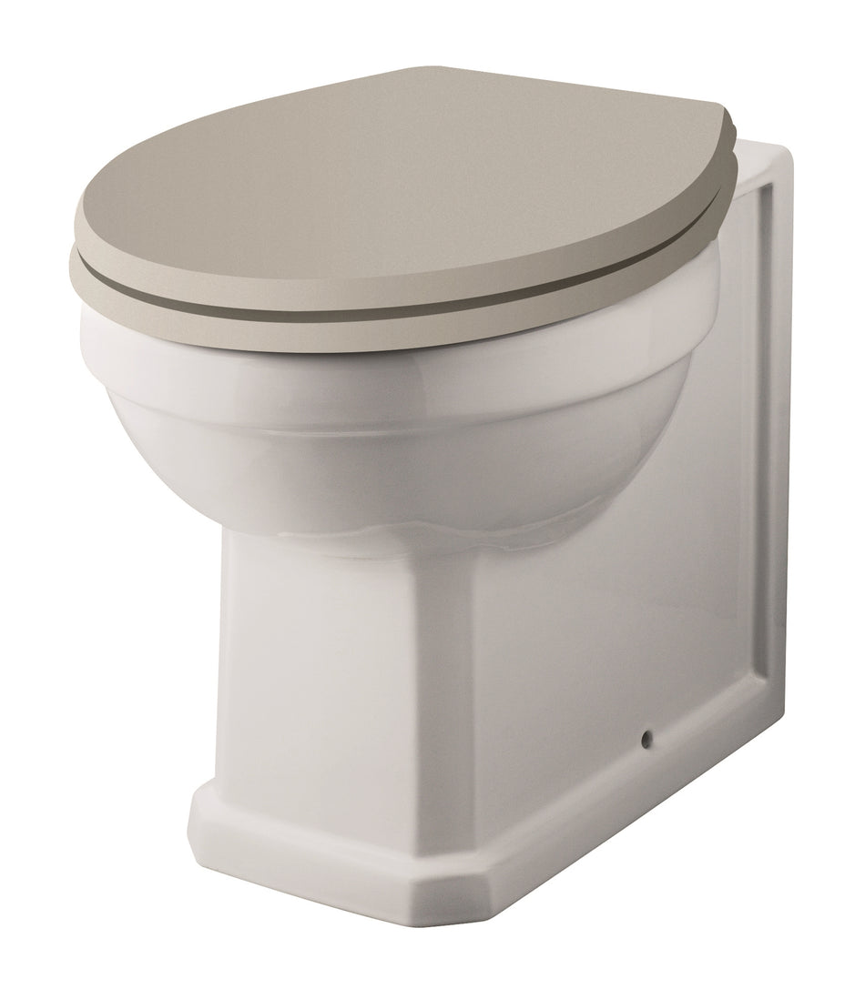 HR Richmond Comfort Height Back to Wall Pan